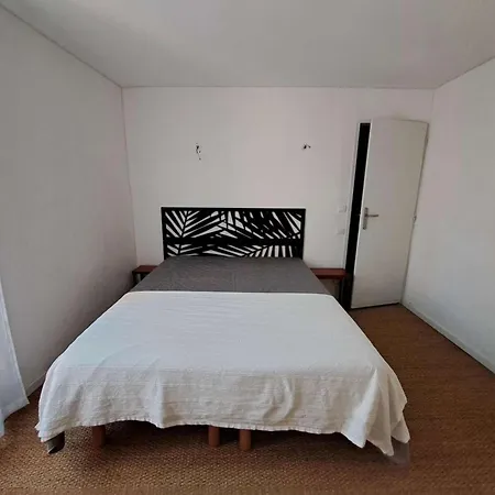 Maison De Village A Avec Ascenseur Et Terrasse Tropezienne - Fr-1-326-850 Semesterbostad