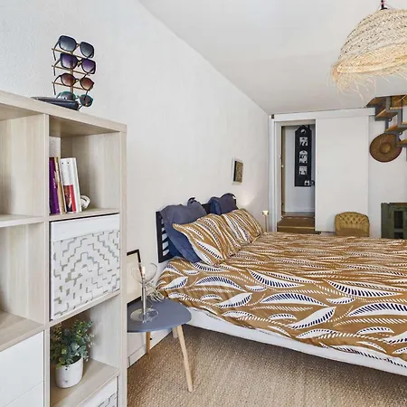 Maison De Village à Avec Ascenseur Et Terrasse Tropézienne - Fr-1-326-850 Сasa de vacaciones Marseillan (Herault)